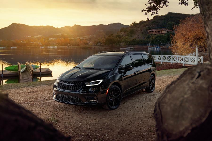  Chrysler Pacifica Limited S Appearance Package AWD (RU) 2020 года  (фото 10 из 70)